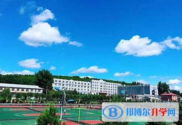 哈尔滨市东方红中学校怎么样、好不好