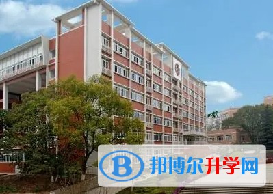 西南大学附属中学校地址，乘车路线