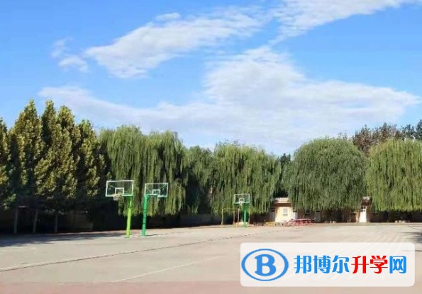 保定市清苑区李庄中学地址，乘车路线